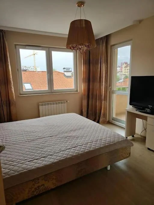 Bright And Spacious Apartment With Panoramic Views Sofia